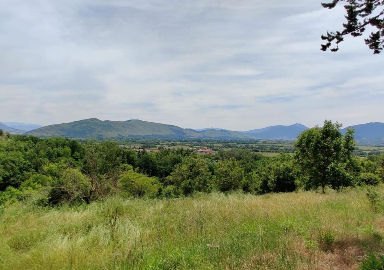 "Il Casaletto" Agriturismo Moderno, Vista Panoramica E Cibo Spettacolare- Scurcola Marsicana Eksteriør bilde