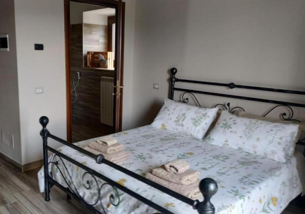 "Il Casaletto" Agriturismo Moderno, Vista Panoramica E Cibo Spettacolare- Scurcola Marsicana Eksteriør bilde