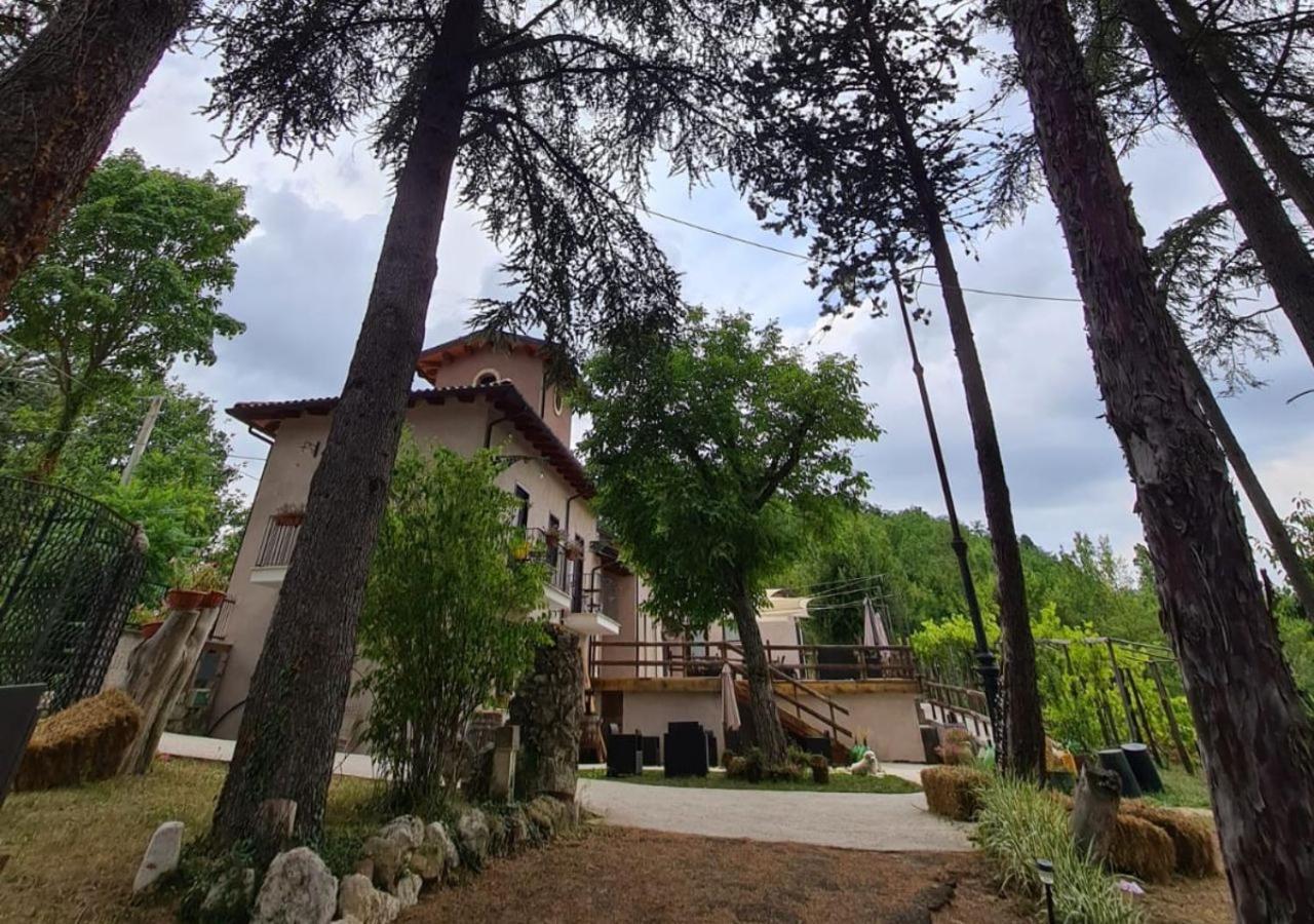 "Il Casaletto" Agriturismo Moderno, Vista Panoramica E Cibo Spettacolare- Scurcola Marsicana Eksteriør bilde